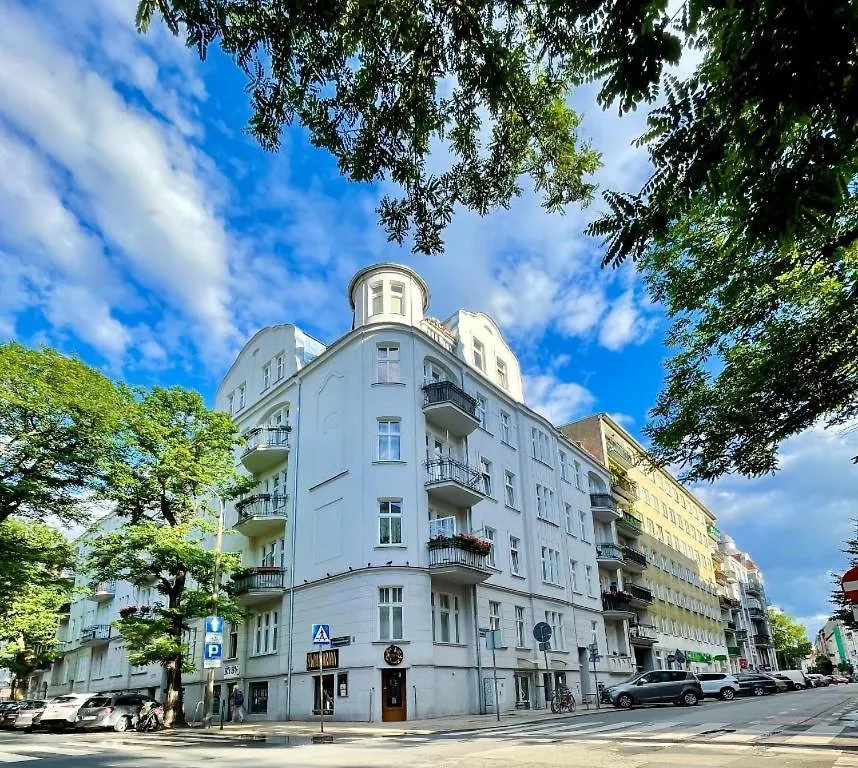 Stacja Jezyce Pokoj #3 Poznan Hostel