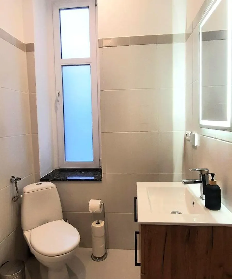 Stacja Jezyce Pokoj #3 Poznan Hostel